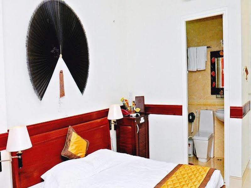 Hoang Thanh Thuy Airport Hotel 1 - Gan Am Thuc Dem Cho Hoang Hoa Tham Πόλη Χο Τσι Μινχ Εξωτερικό φωτογραφία