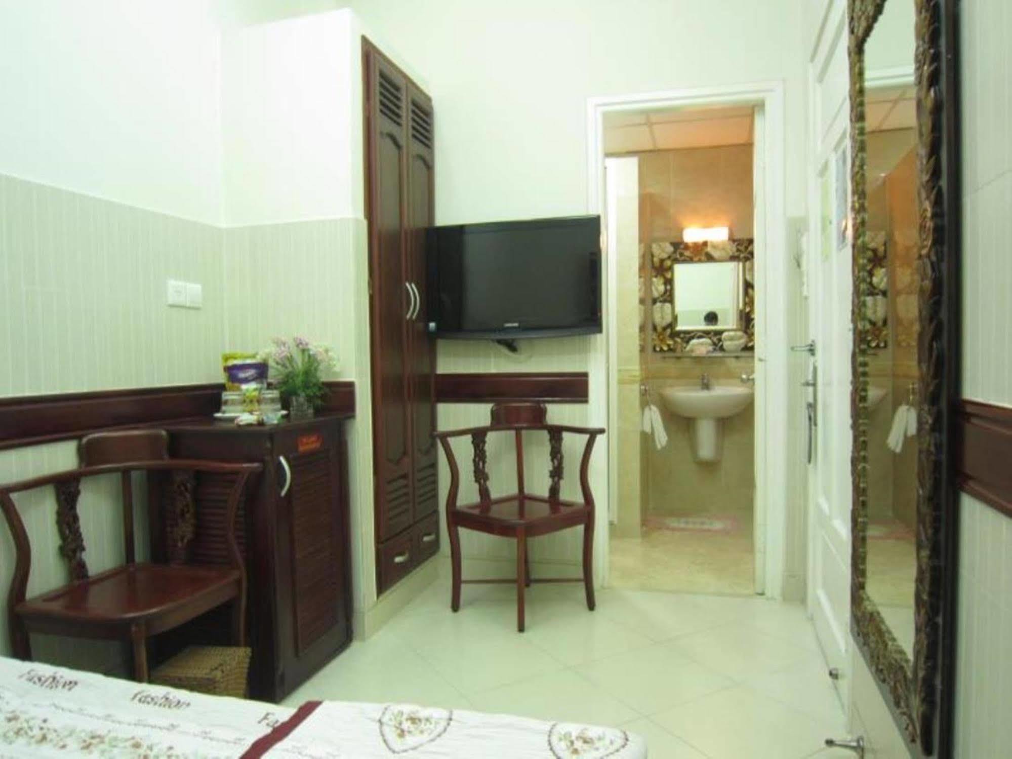 Hoang Thanh Thuy Airport Hotel 1 - Gan Am Thuc Dem Cho Hoang Hoa Tham Πόλη Χο Τσι Μινχ Εξωτερικό φωτογραφία